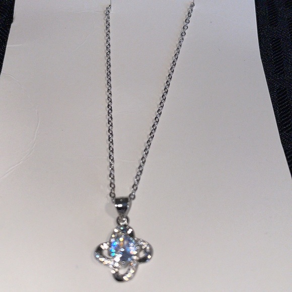 18” sterling silver necklace with Pendent New - Picture 11 of 16